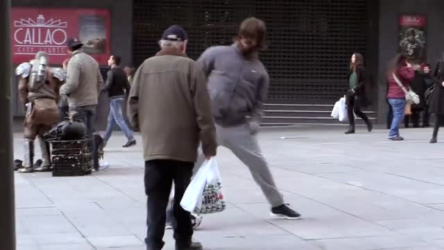 Cristiano Ronaldo surprises a kid on a Madrid's street 2015 [FULL VIDEO]