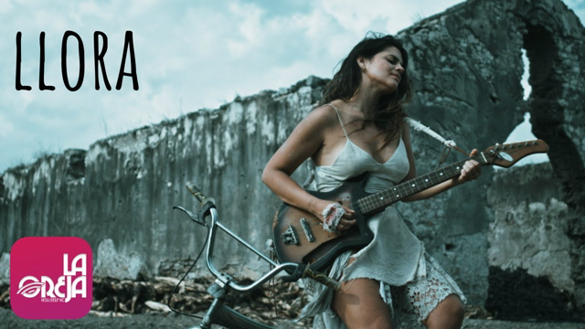 Techy Fatule - Llora (Video Oficial)