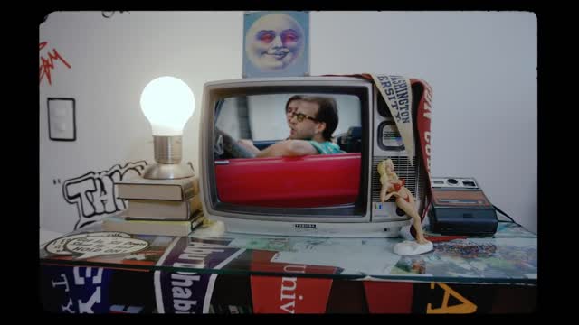 Piso 21 & Feid - Querida (Video Oficial)