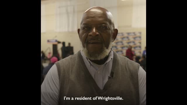 Herschel Walker's football coach is on Team Warnock