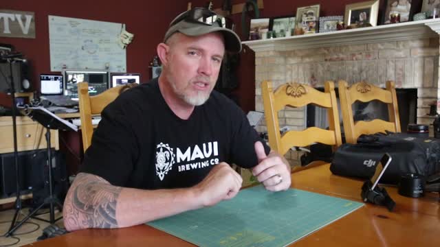 *Parody* How To Leave A Group Chat *Parody*