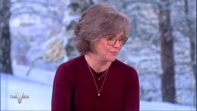 Sally Field on Why She Felt Urgency to Pursue Role in “Spoiler Alert” | The View