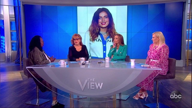 Bella Thorne Posts Nude Pics to Thwart Hacker | The View
