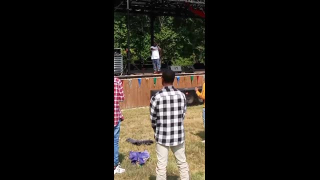 Jesus Reigns (performance)