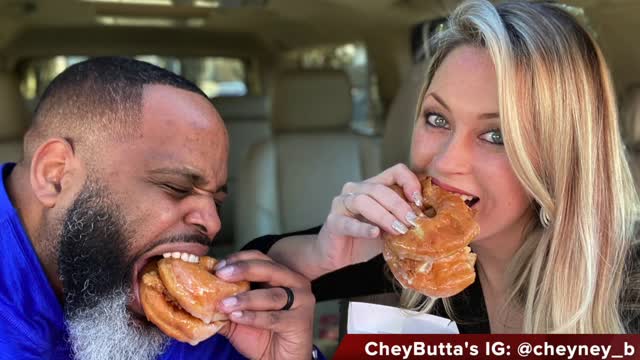 KFC Fried Chicken and Donuts Sandwich Review