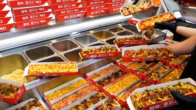 1분에 1판씩 팔리는 25cm 수제피자? 가성비 좋은 1인 수제피자 만들기 making homemade pizza for one person - korean street food