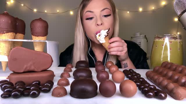 ASMR CHOCOLATE BUBBLE PARTY, HAAGEN DAZS, LINDT CHOCOLATE BALLS, BROOKSIDE, MALTESERS, MUKBANG 먹방